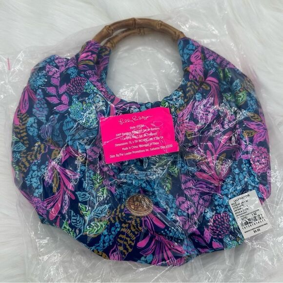 🌸Host Pick🌸 Lilly Pulitzer Bamboo Handle Handbag Aegean Navy Calypso Coast - Picture 2 of 7